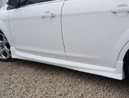 Ford Focus II 2005–2008 HB sivukynnykset (maalattavaksi) kuva 1