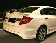 Honda Civic Sedan IX 2011–2016 Takapuskurin suojalista (maalattava) kuva 1