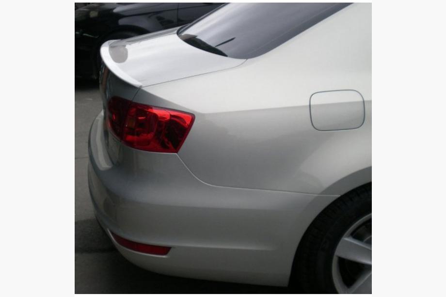 Volkswagen Jetta 2011–2018 Spoileri 2011-2014 (maalattava) Kuva 2