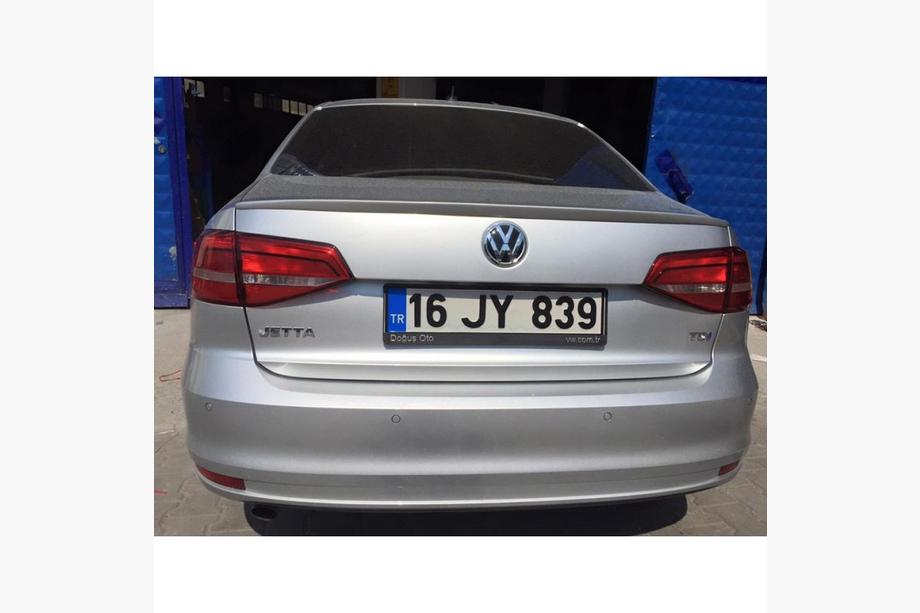 Volkswagen Jetta 2011–2018 Spoileri 2014↗ (maalattava) Kuva 6