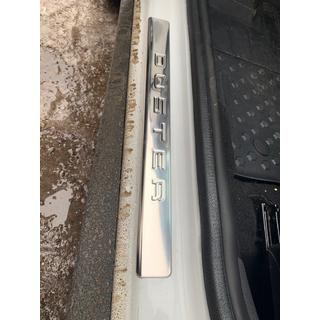 OmsaLine kynnyslistat (4 kpl, ruostumaton teräs) Dacia Duster 2008–2018 kuva 3