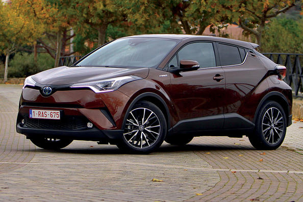 Kompakti kaupunkicrossover Toyota C-HR