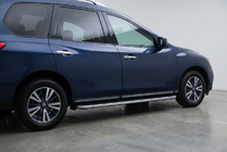 Nissan Pathfinder R52 2012–2021 Tayga Grey sivuporrassarja (2 kpl, alumiini) kuva 1