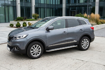 Renault Kadjar 2015–2022 Maydos V2 sivuportaat (2 kpl, alumiini ↗ ruostumaton teräs) kuva 1