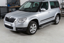 Skoda Yeti 2009–2017 Maydos V2 sivuportaat (2 kpl, alumiini ↗ ruostumaton teräs) kuva 1