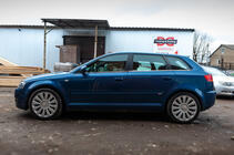 Audi A3 2003–2012 Ikkunoiden alalistat (ruostumaton teräs) kuva 2