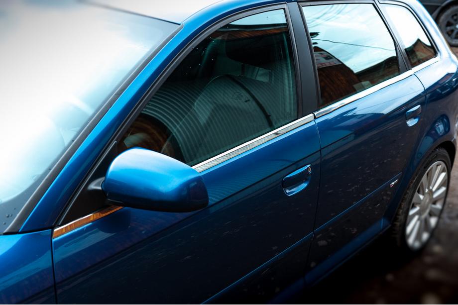 Audi A3 2003–2012 Ikkunoiden alalistat (ruostumaton teräs) Image