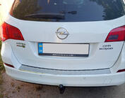 Opel Astra J 2009–2015 Takapuskurin suojalista V-1 Carmos (SW, ruostumaton teräs) kuva 1