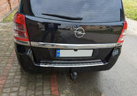 Opel Zafira B 2005–2011 Takapuskurin suojalista Carmos V1 (ruostumaton teräs) kuva 1