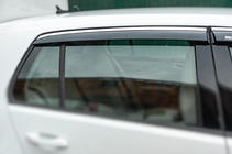 Volkswagen Golf 7/E-Golf 2012–2020 Sivulasien tuuliohjaimet kromilistalla HB (4 kpl, Niken) kuva 4