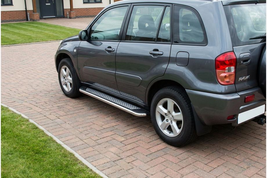 Toyota Rav 4 2001–2005 Maydos V2 sivuportaat (2 kpl, alumiini ↗ ruostumaton teräs) Image