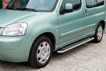 Peugeot Partner 1996–2008 Maydos V2 sivuportaat (2 kpl, alumiini ↗ ruostumaton teräs) kuva 1
