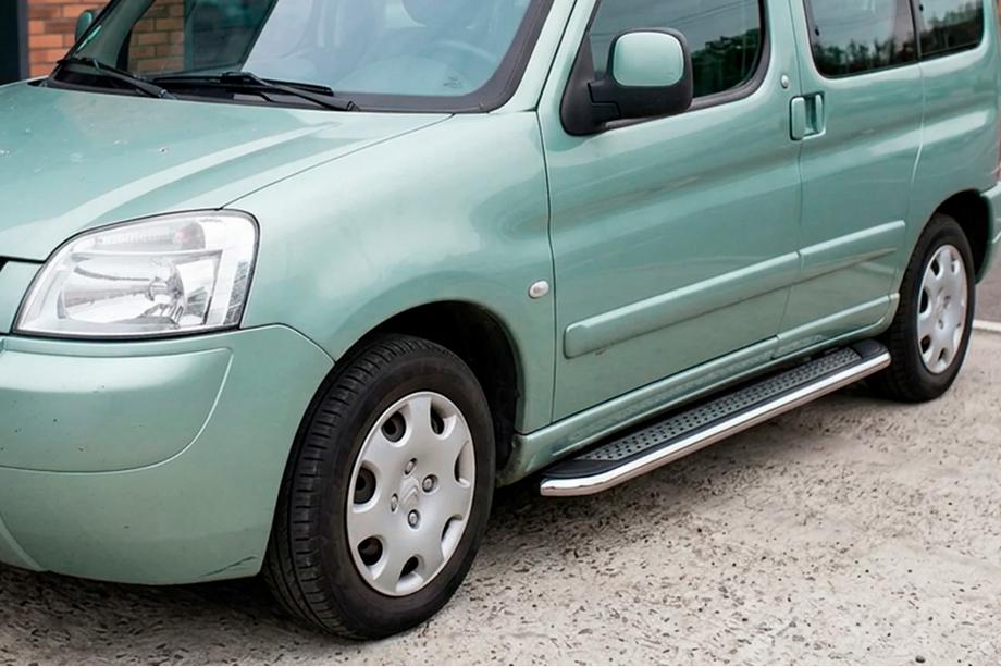 Peugeot Partner 1996–2008 Maydos V2 sivuportaat (2 kpl, alumiini ↗ ruostumaton teräs) Image