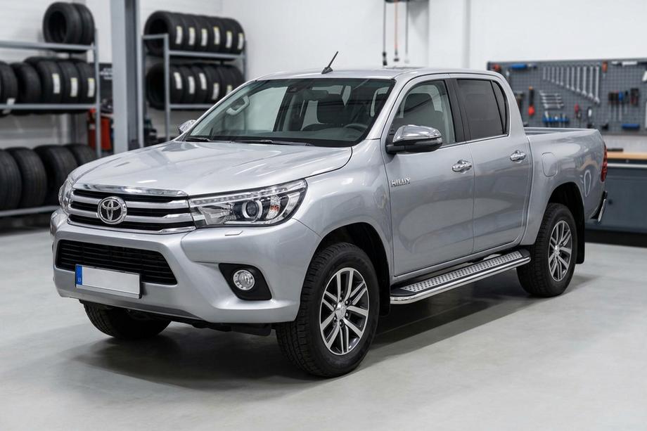 Toyota Hilux 2015– Maydos V2 sivuportaat (2 kpl, alumiini ↗ ruostumaton teräs) Kuva 1
