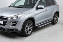 Peugeot 4008 2012–2017 X5-tyyppiset sivuportaat (2 kpl, alumiini) kuva 1