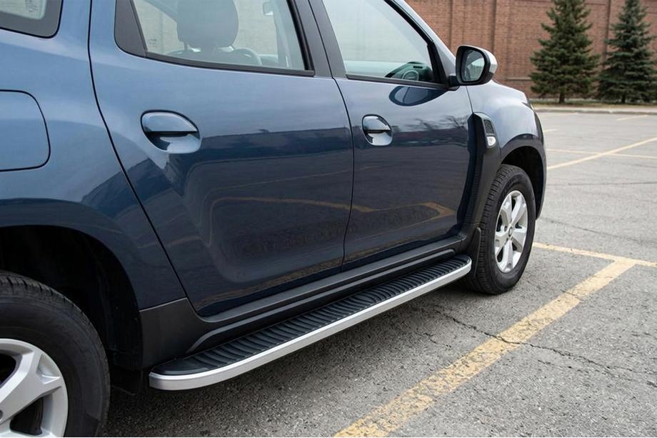 Renault Duster 2018–2024 Tayga Grey -sivuaskelmat (2 kpl, alumiini) Image