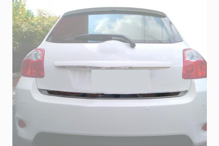 Toyota Auris 2007–2012 Takalaukun reunalista (RST) Image