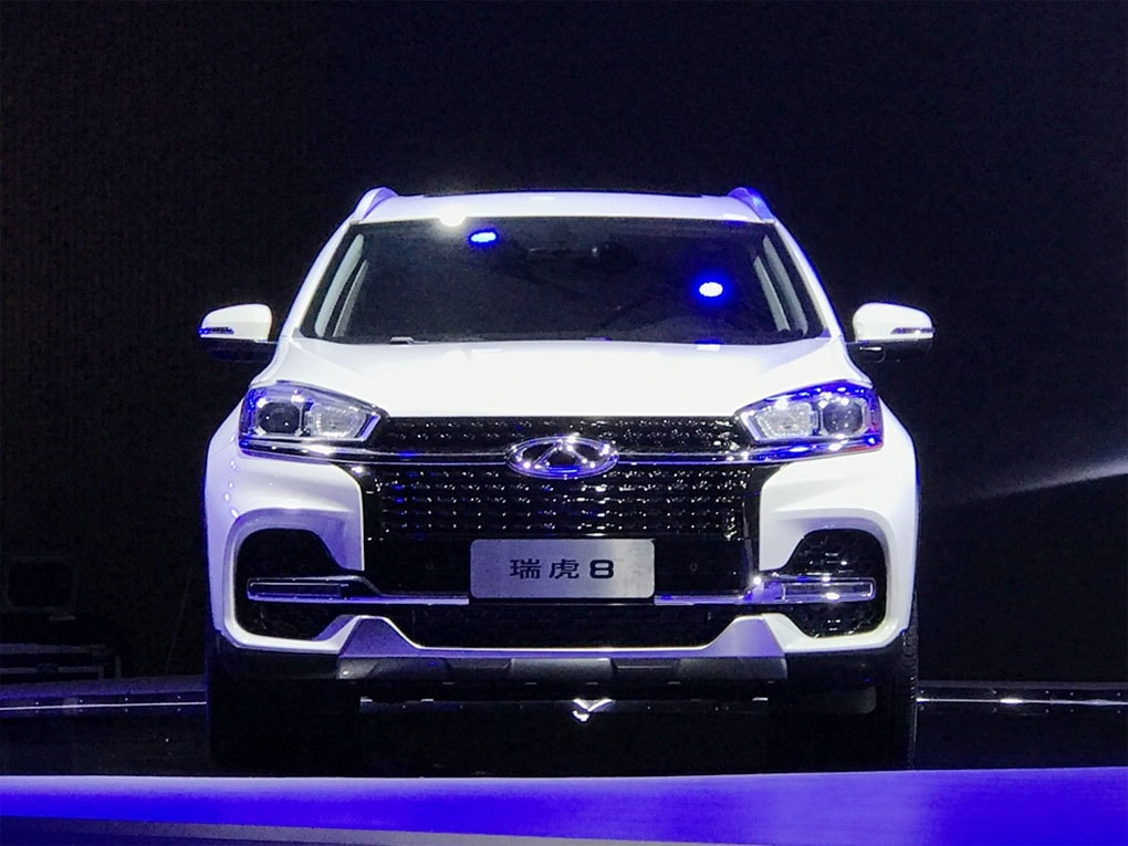 Seitsemänpaikkainen Chery Tiggo 8 -crossover