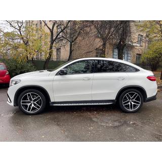 Täysi korisarja AMG GLE63:lle kuva 4