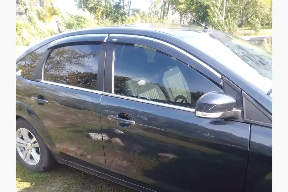 Ford Focus II 2005–2008 Ikkunatuuliohjaimet kromilistalla SD/HB (4 kpl, Niken) Image