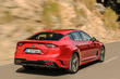 Kia Stinger: urheilullinen liftback kuva 8
