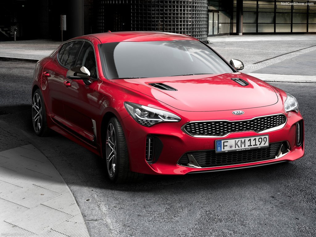 Kia Stinger: urheilullinen liftback