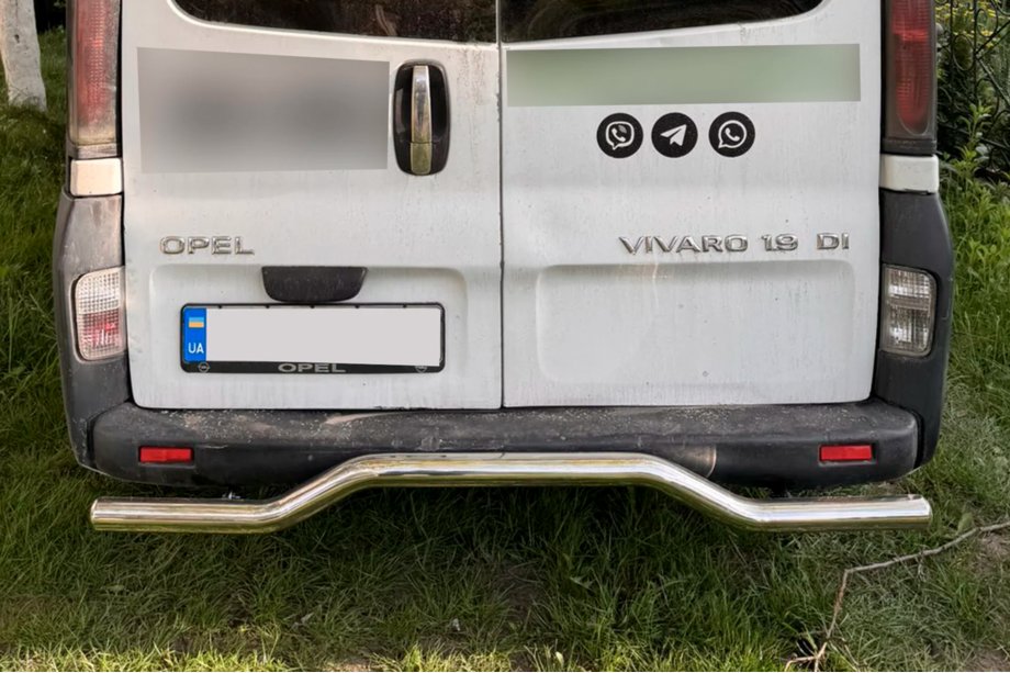 Opel Vivaro 2001–2015 Takasuojakaari AK006 (RST) Image