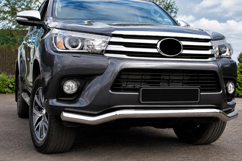 Toyota Hilux 2015– Etusuojaputki ST007 (ruostumaton teräs) Image