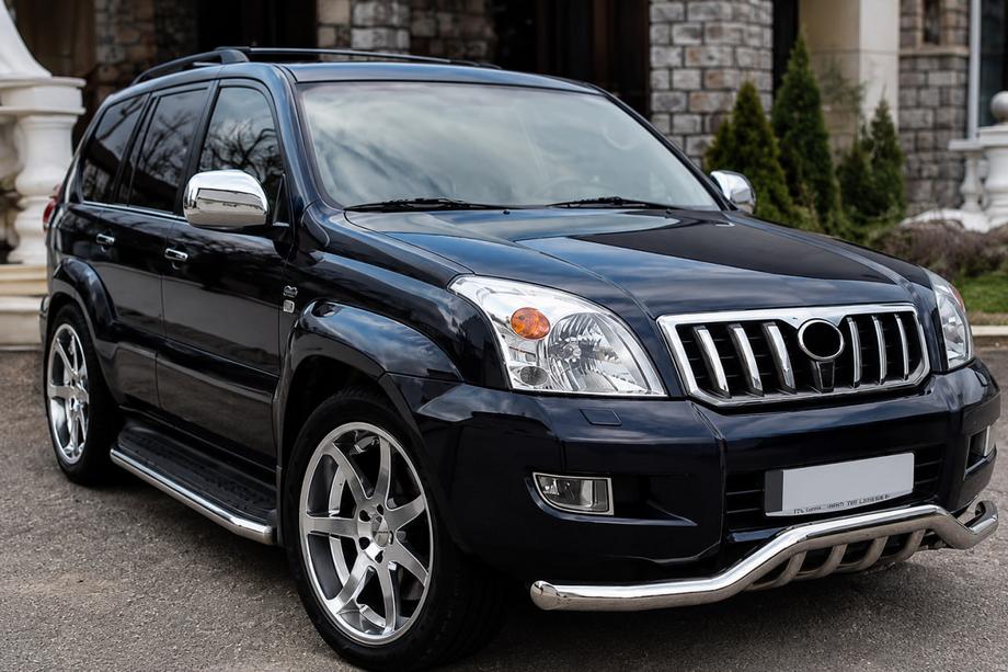 Toyota Land Cruiser Prado 120 2002–2009 Etupuskurikaari ST011 (ruostumaton teräs) Image