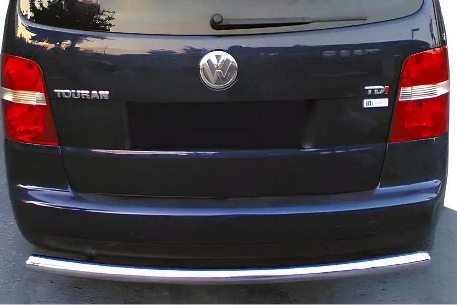 Volkswagen Touran 2003–2010 Takasuojakaari AK002 (1 kpl, ruostumaton teräs) Kuva 1