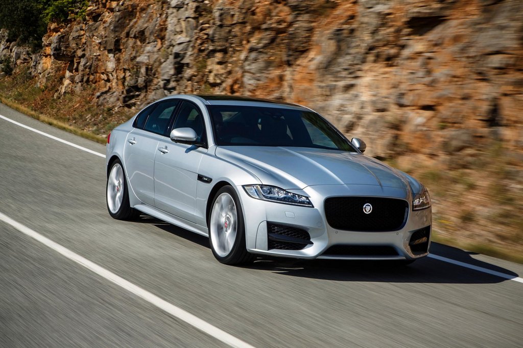 Jaguar XF -sedanin 2. sukupolven koeajo ja esittely