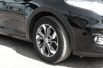 Renault Megane III 2009–2016 Pyöränkaaren kaarilistat (8 kpl, mustat) HB – metalli kuva 5