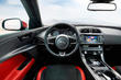 Jaguar XE -sedanin koeajo kuva 5