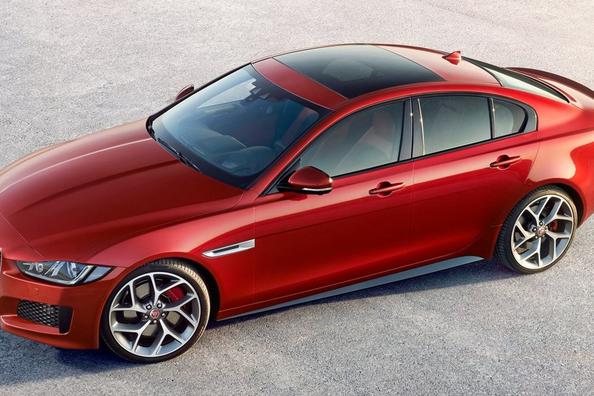 Jaguar XE -sedanin koeajo