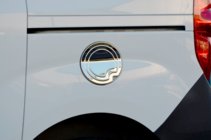Fiat Doblo II 2010–2022 Polttoaineluukun suojus OmsaLine (ruostumaton teräs) kuva 1