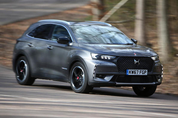 Premium-crossover DS 7 Crossback - esittely