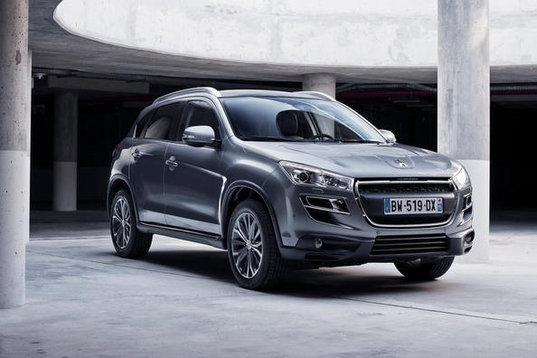 Peugeot 4008 -crossoverin koeajo