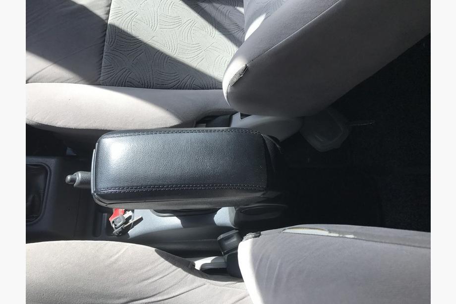 Ford Connect 2002–2006 Käsinoja Kuva 3
