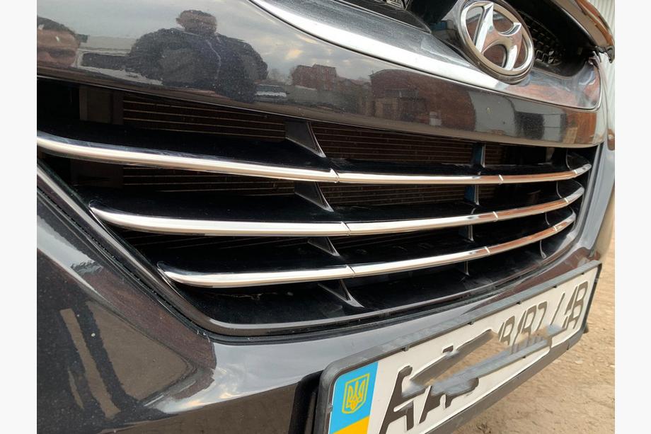Hyundai IX-35 2010–2015 Etumaskin listat (3 kpl, ruostumaton teräs) Kuva 5