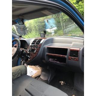 Meric (1996-1999) kojelaudan suojalistat Mercedes Vito W638 1996–2003 kuva 3