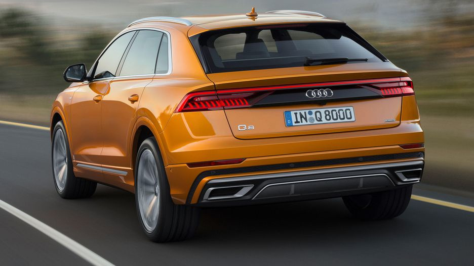 Premium-crossover Audi Q8:n koeajo