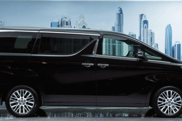 Toyota Alphard -luksusminibussi, 3. sukupolvi Kuva 9