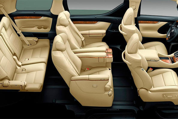 Toyota Alphard -luksusminibussi, 3. sukupolvi Kuva 6
