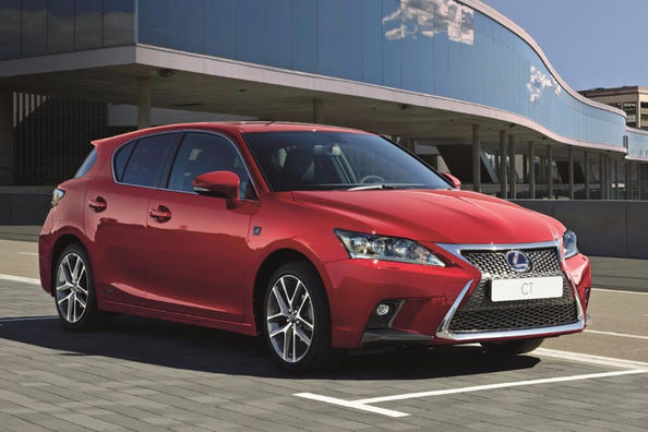 Hybridihatchback Lexus CT 200h