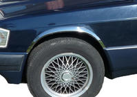 Mercedes W201 (190) 1982–1993 Lokasuojan kaarenlevikkeet 1988-1993 (4 kpl, rst) kuva 4