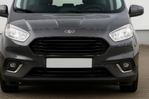 Ford Courier 2014–2023 Sumuvalojen koristelistat (2018↗, 2 kpl, ruostumaton teräs) kuva 1