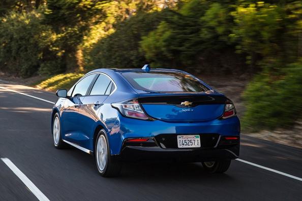 Koeajo: toisen sukupolven hybridihatchback Chevrolet Volt Kuva 4