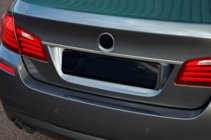 BMW 5-sarja F10/F11 2010–2016 Rekisterikilven ylälista SD (ruostumaton teräs) kuva 5