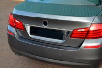 BMW 5-sarja F10/F11 2010–2016 Rekisterikilven ylälista SD (ruostumaton teräs) kuva 4