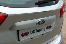 Ford C-Max/Grand C-Max 2010–2019 Rekisterikilven ylälista OmsaLine (ruostumaton teräs) kuva 3